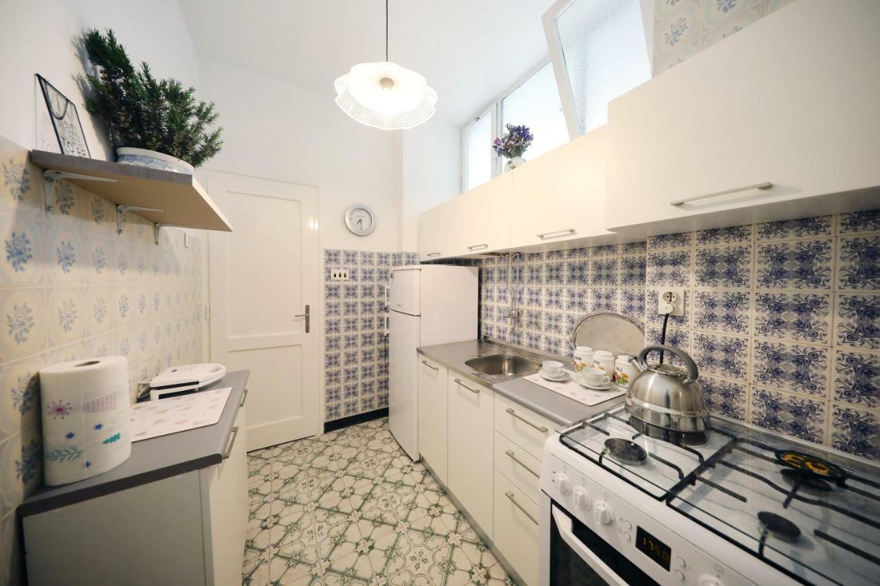 Mara Apartment